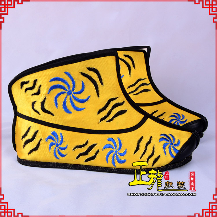 罗山.美猴王靴子虎纹靴金黄快靴 猴鞋